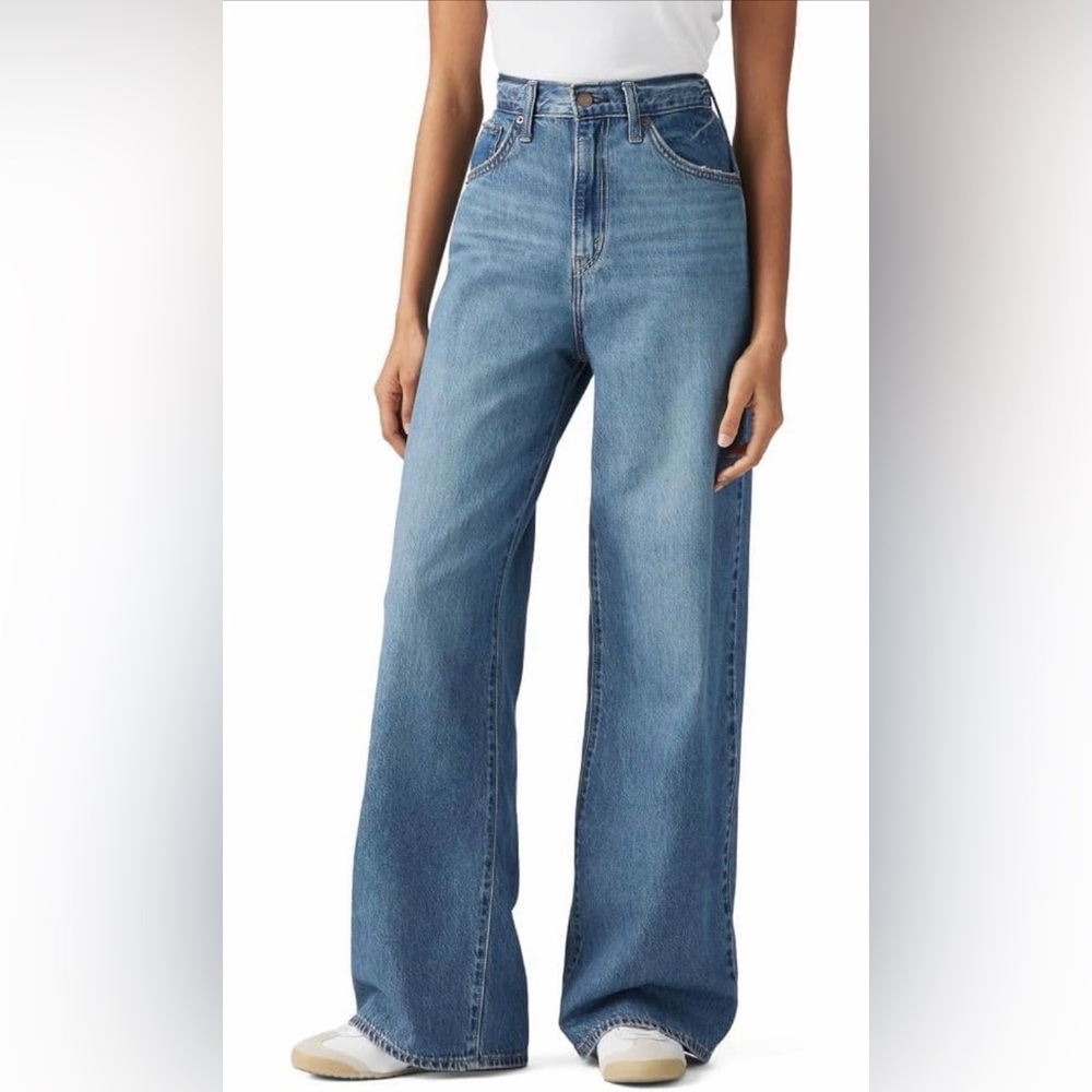 Levi’s Cinch Waist Baggy Jeans 34x31